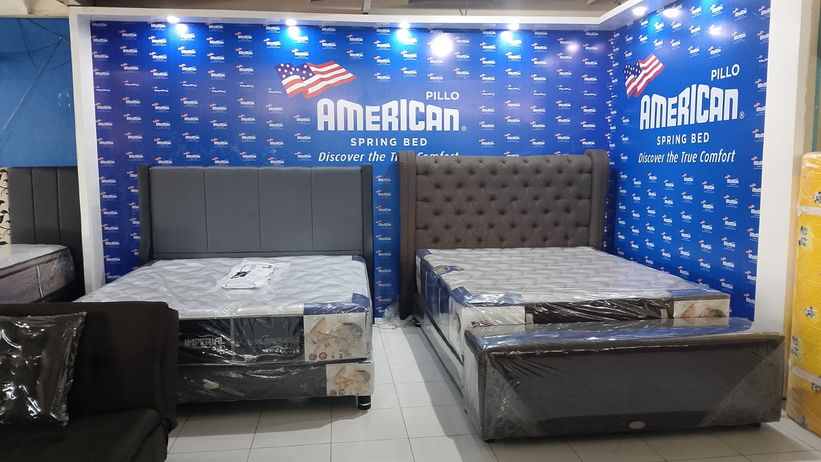 Pameran American Pillo (Raja Meubel)